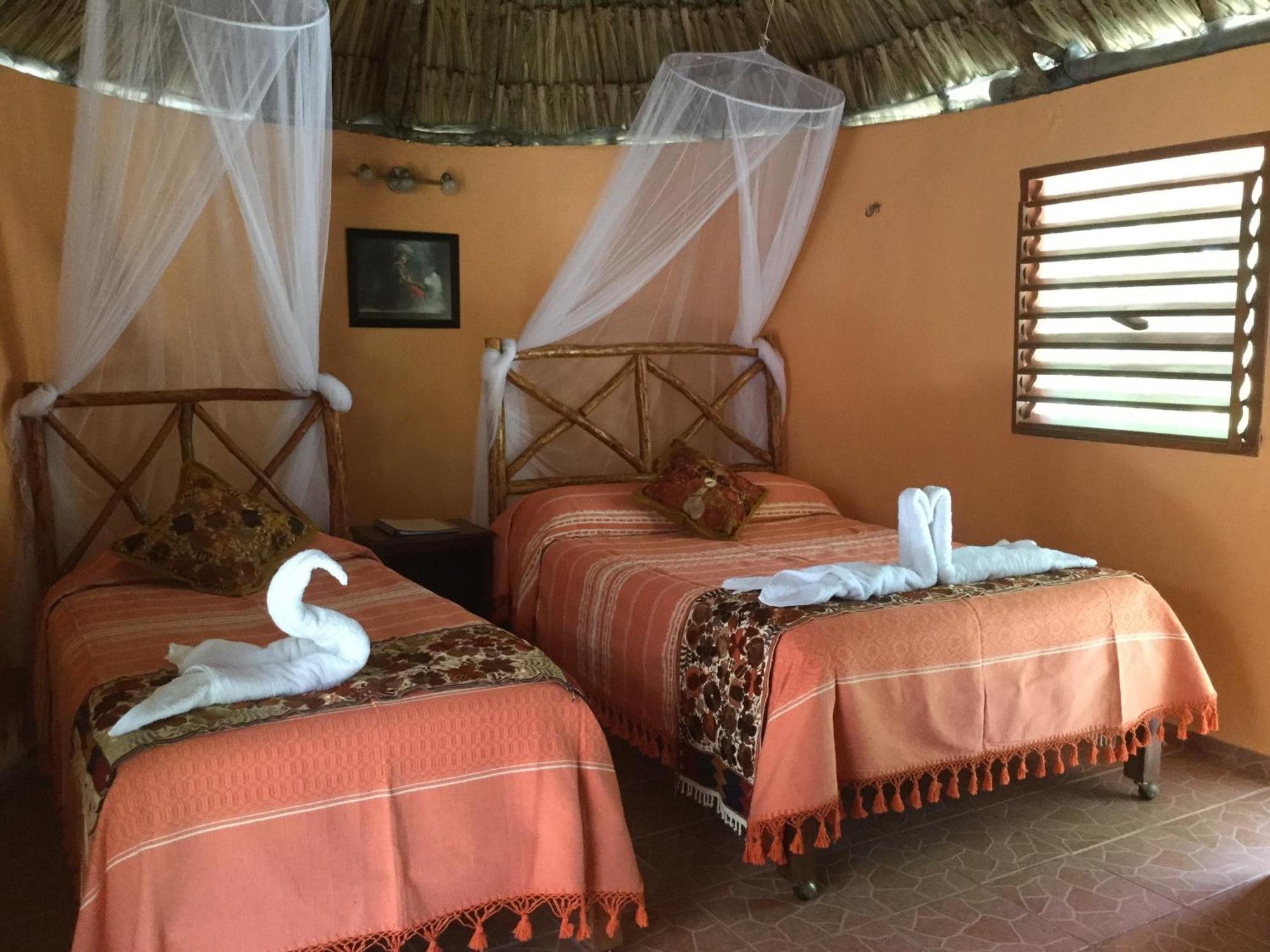 The Pickled Onion B&B And Restaurant Uxmal Santa Elena Pokoj fotografie