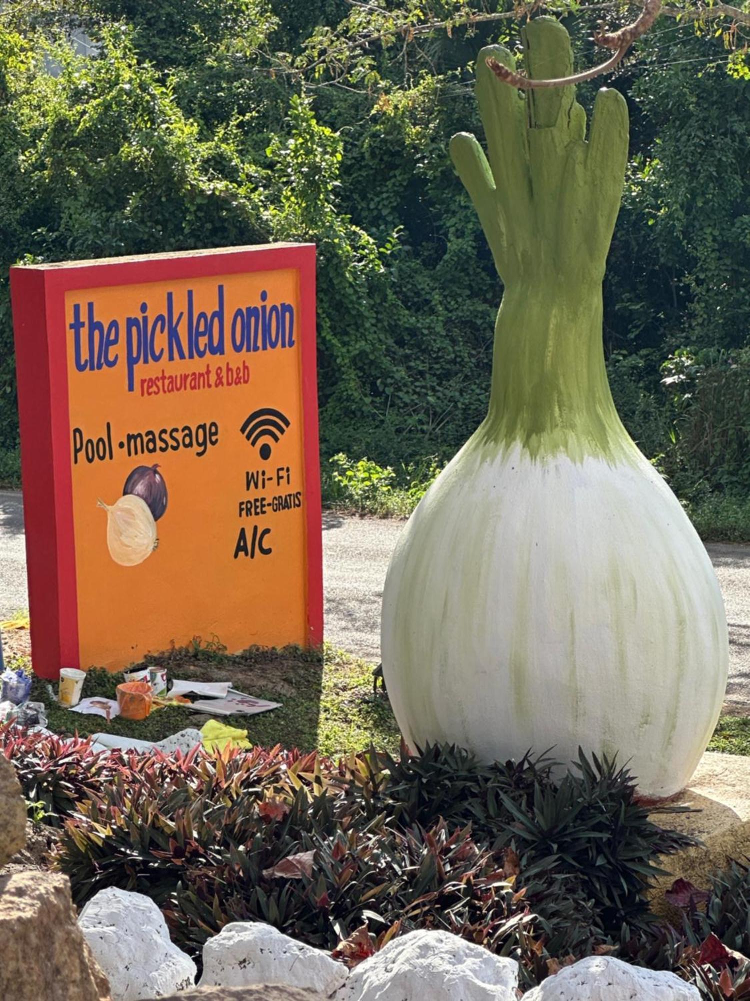 The Pickled Onion B&B And Restaurant Uxmal Santa Elena Exteriér fotografie