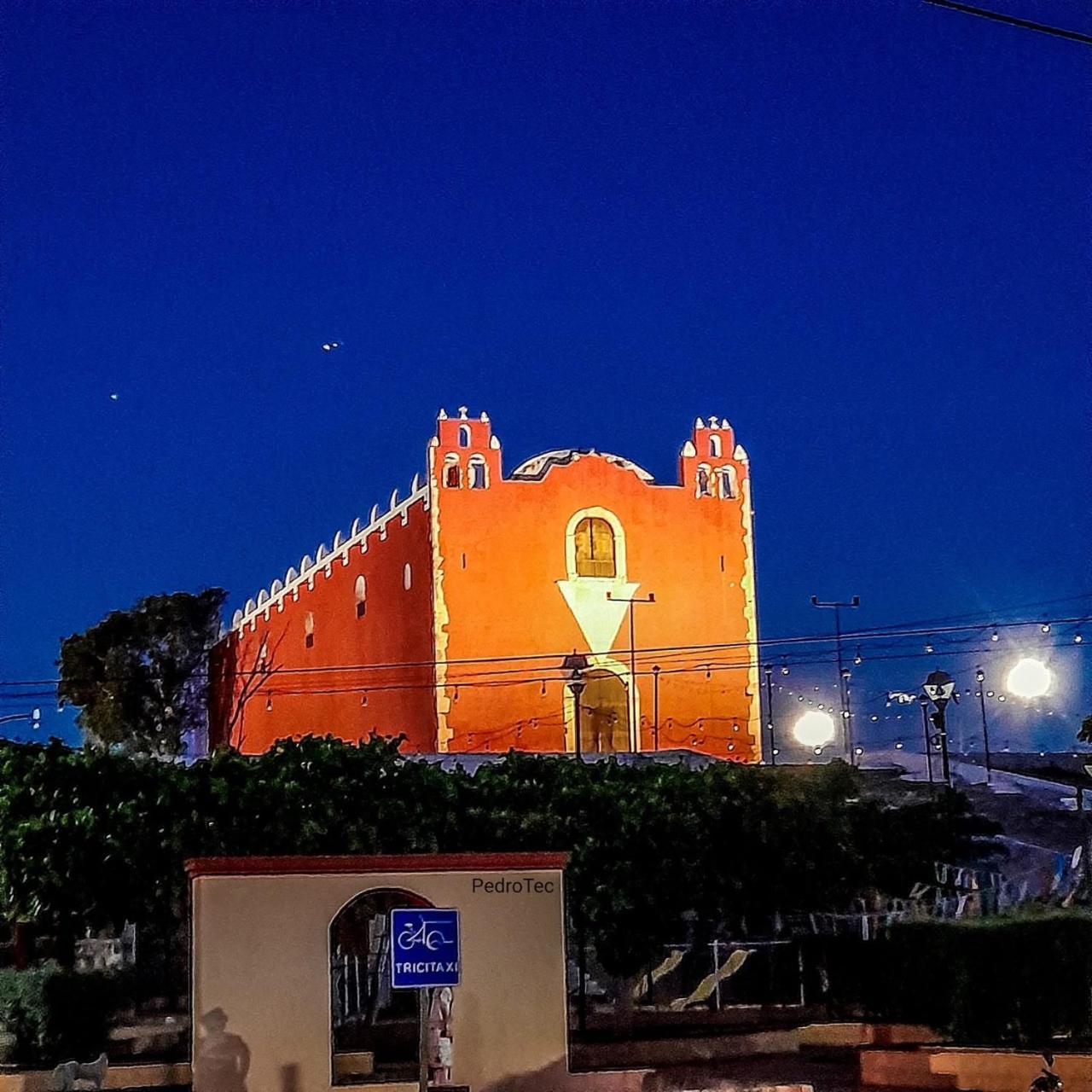 The Pickled Onion B&B And Restaurant Uxmal Santa Elena Exteriér fotografie
