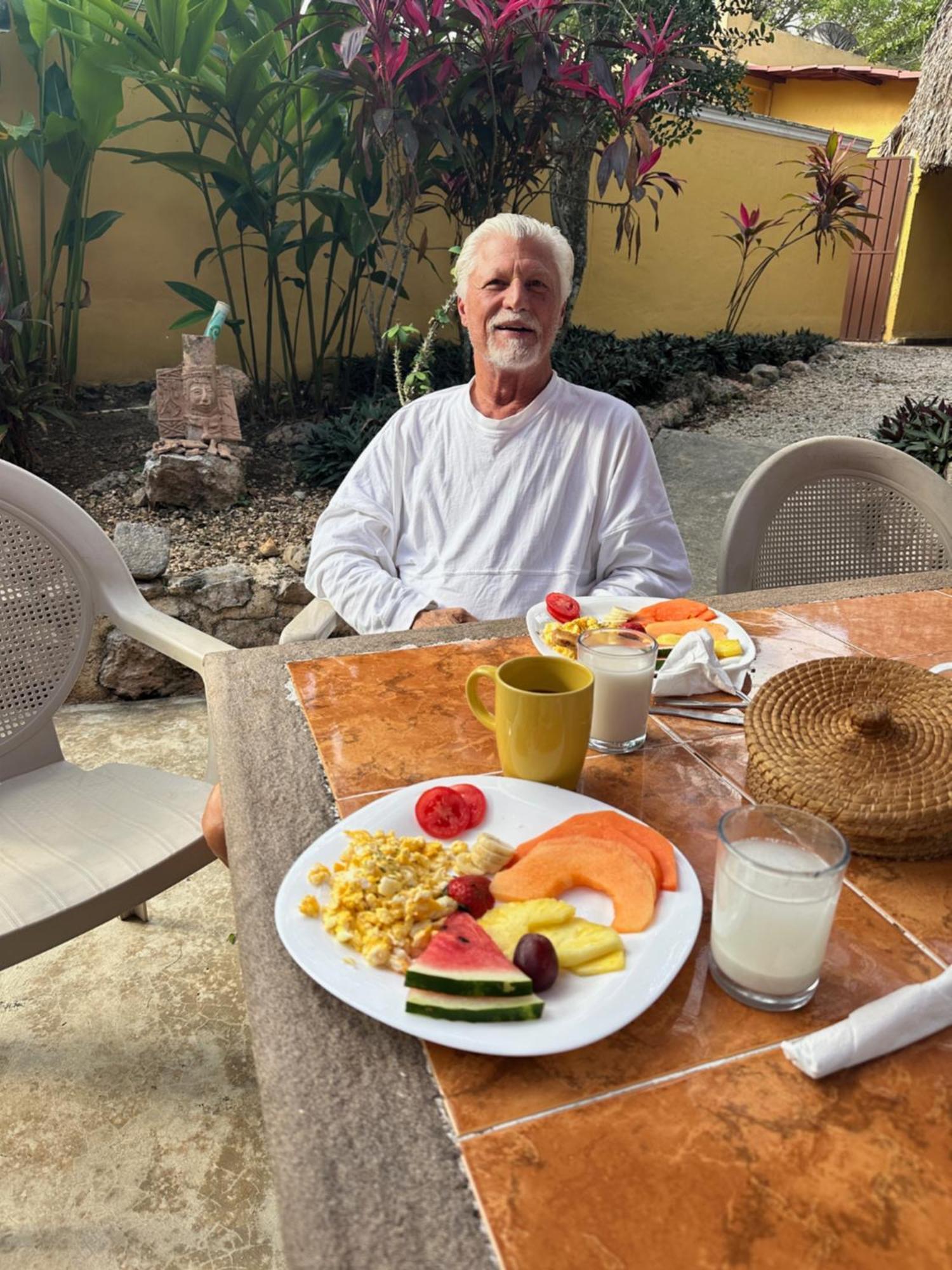 The Pickled Onion B&B And Restaurant Uxmal Santa Elena Exteriér fotografie