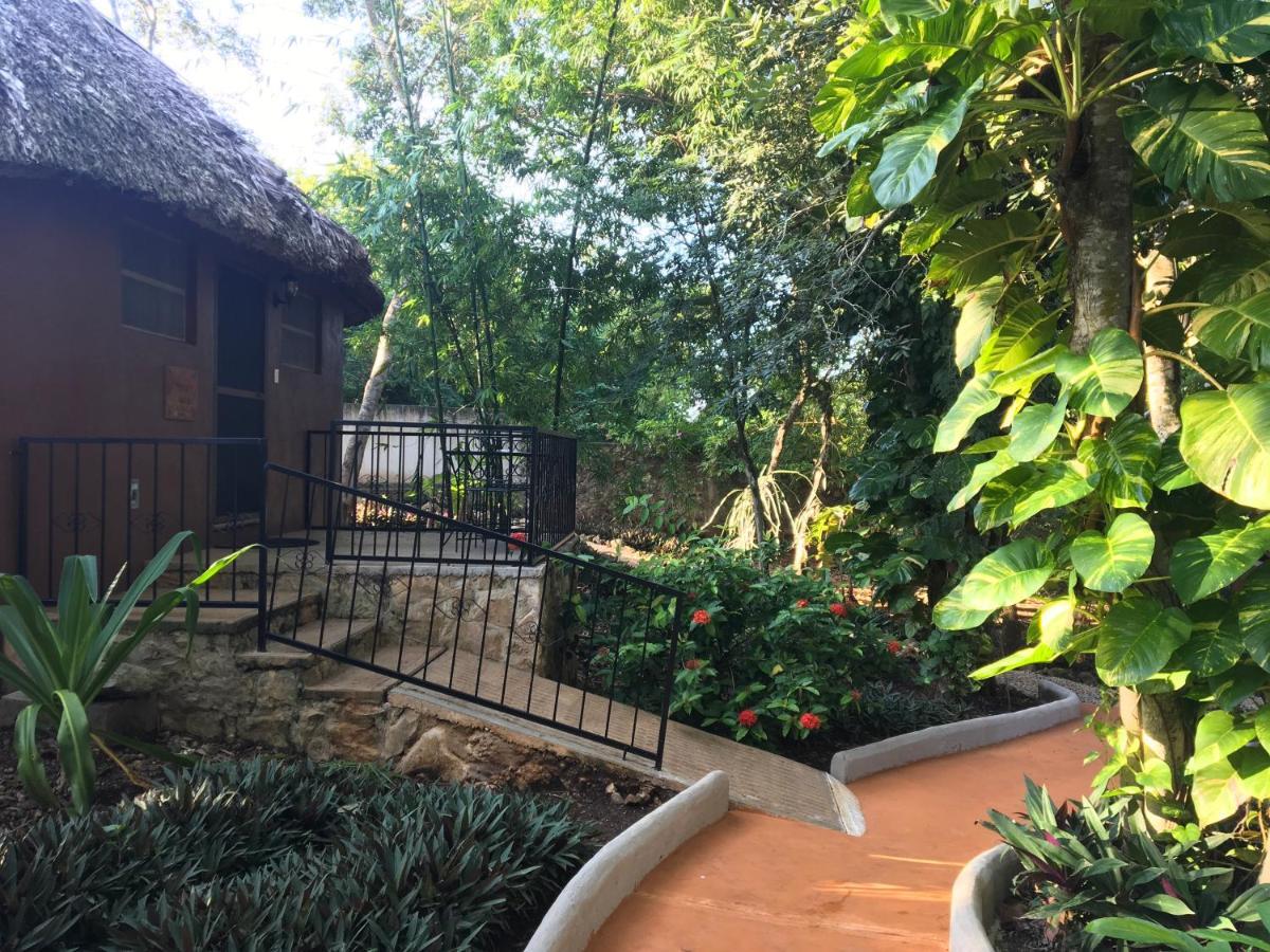 The Pickled Onion B&B And Restaurant Uxmal Santa Elena Exteriér fotografie
